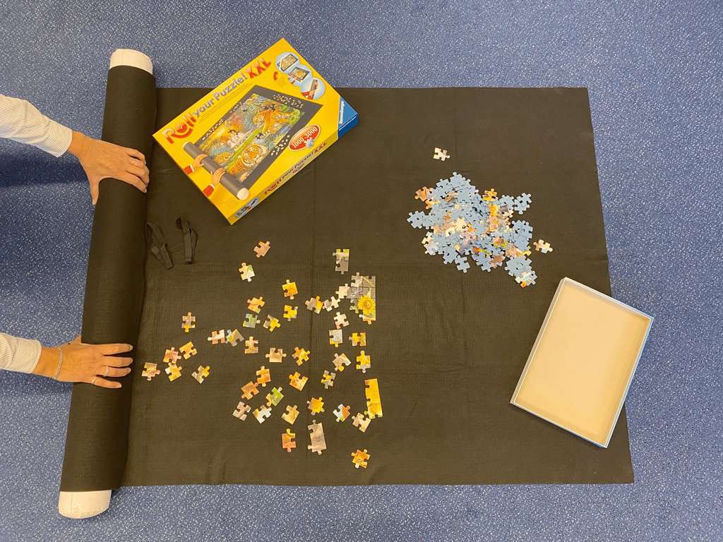 Lavievert Tapis géant en feutre pour ranger des puzzles, tapis de puzzle  pour jusqu'à 3000 pièces : : Jeux et Jouets
